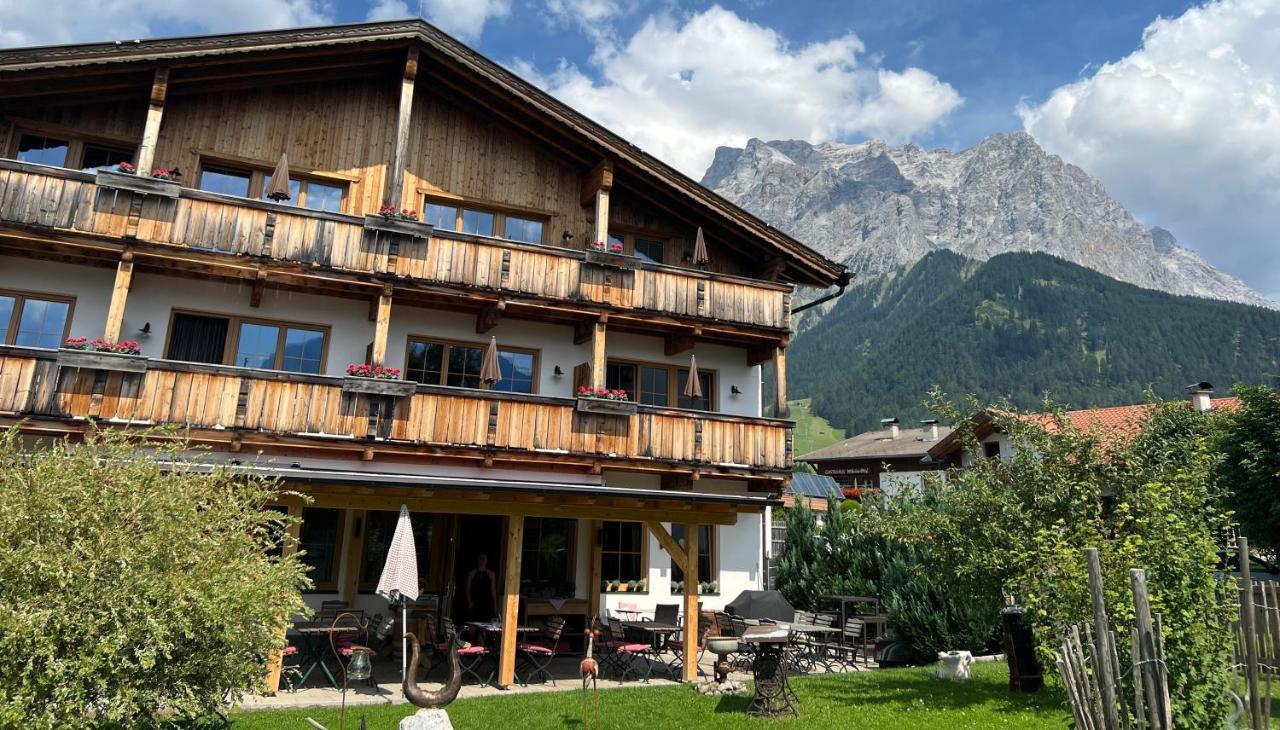 Hotel Zum Urviech -Erwachsenenhotel- (Adults Only) Ehrwald Extérieur photo