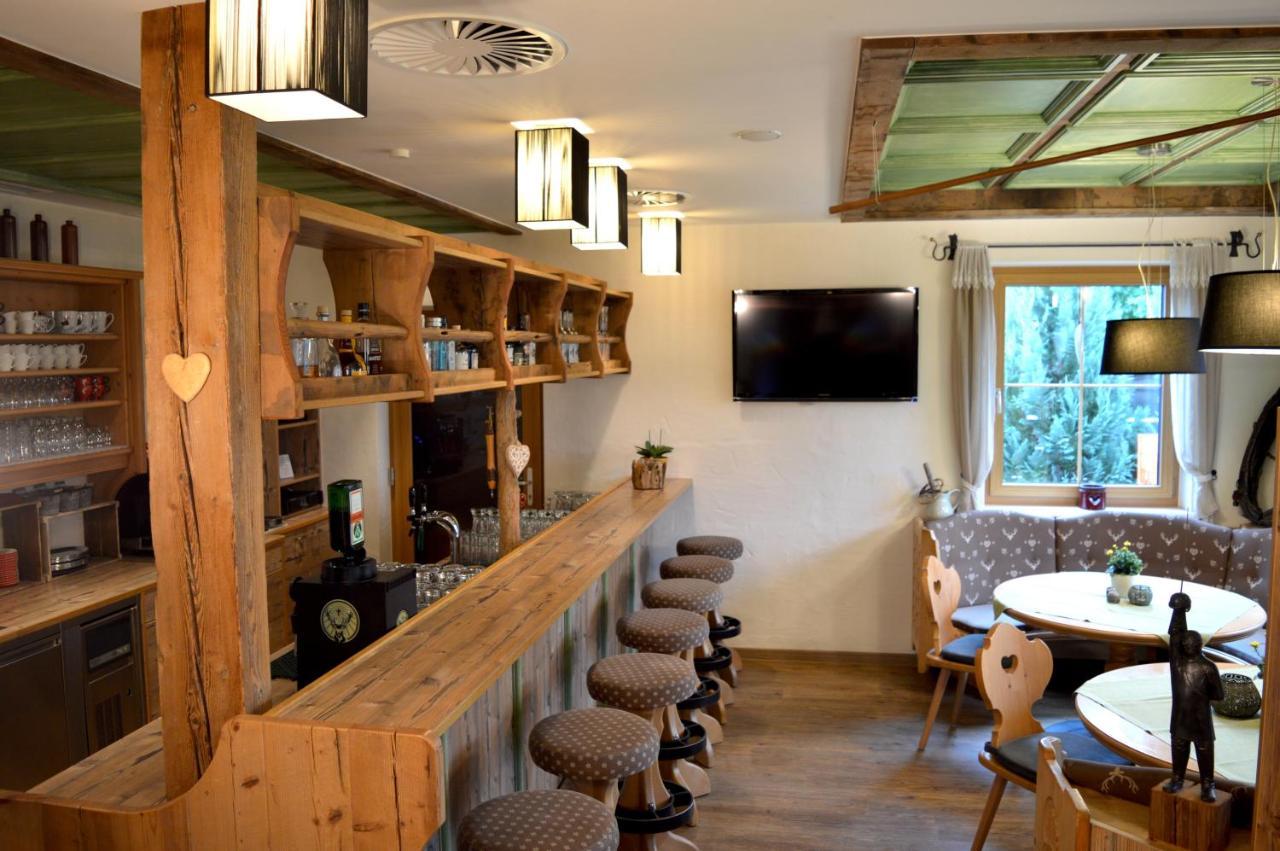 Hotel Zum Urviech -Erwachsenenhotel- (Adults Only) Ehrwald Extérieur photo