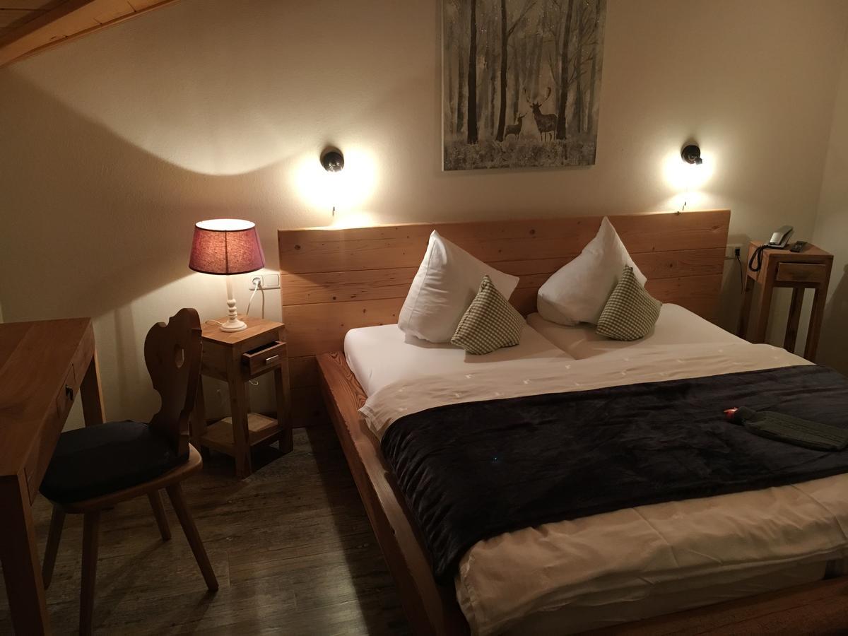 Hotel Zum Urviech -Erwachsenenhotel- (Adults Only) Ehrwald Extérieur photo