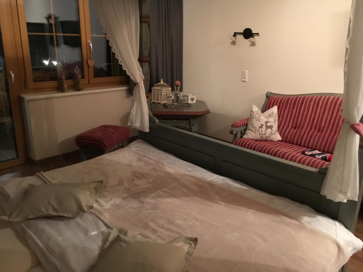 Hotel Zum Urviech -Erwachsenenhotel- (Adults Only) Ehrwald Extérieur photo