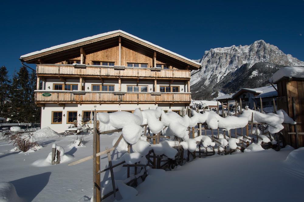 Hotel Zum Urviech -Erwachsenenhotel- (Adults Only) Ehrwald Extérieur photo